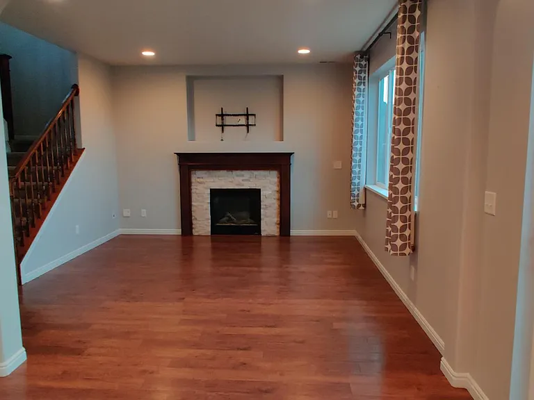 1077 N Kettering Dr — Photo 13