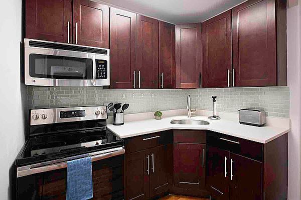 2nd image of 235 E 121st St APT 4A