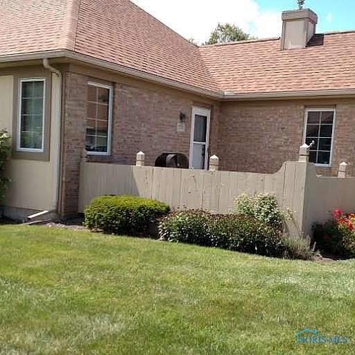 1st image of 725 Turnbury Ln