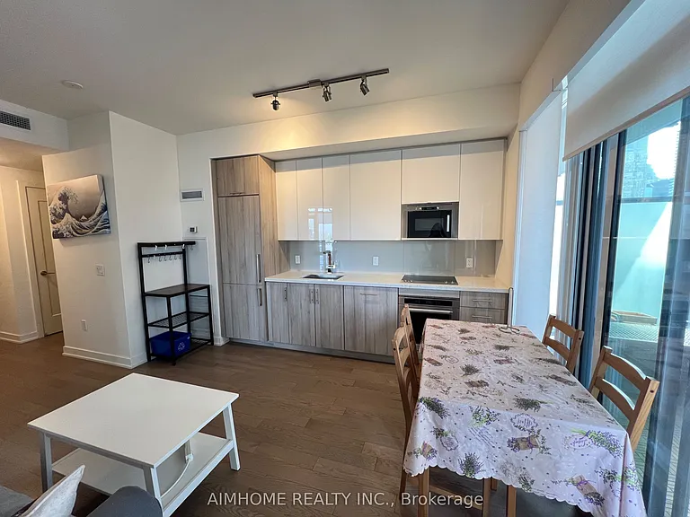 330 Richmond St W #1703 — Photo 4