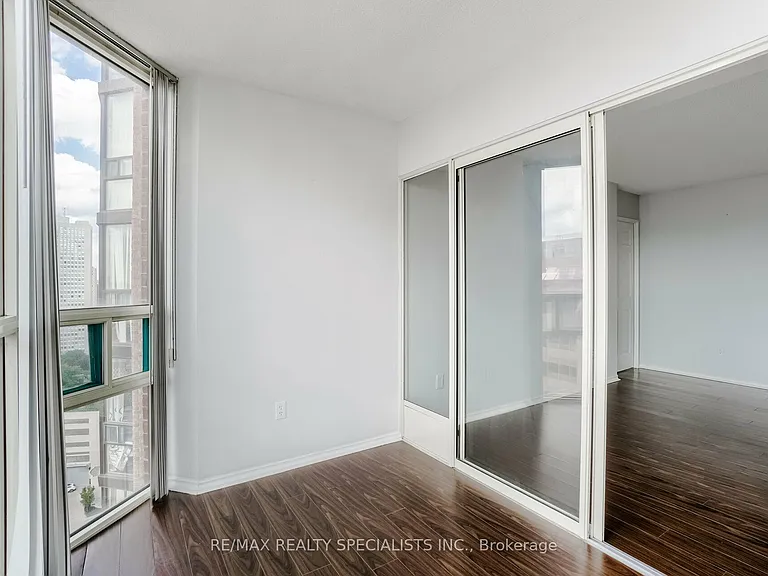 265 Enfield Pl #1808 — Photo 17