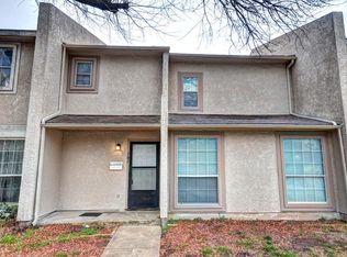 707 E Shady Grove Rd, Irving, TX 75060