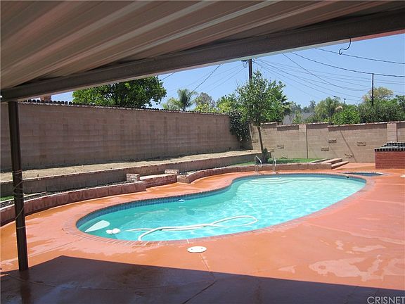 3rd image of 6909 Gross Ave