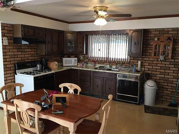 2nd image of 107 Grether Ave