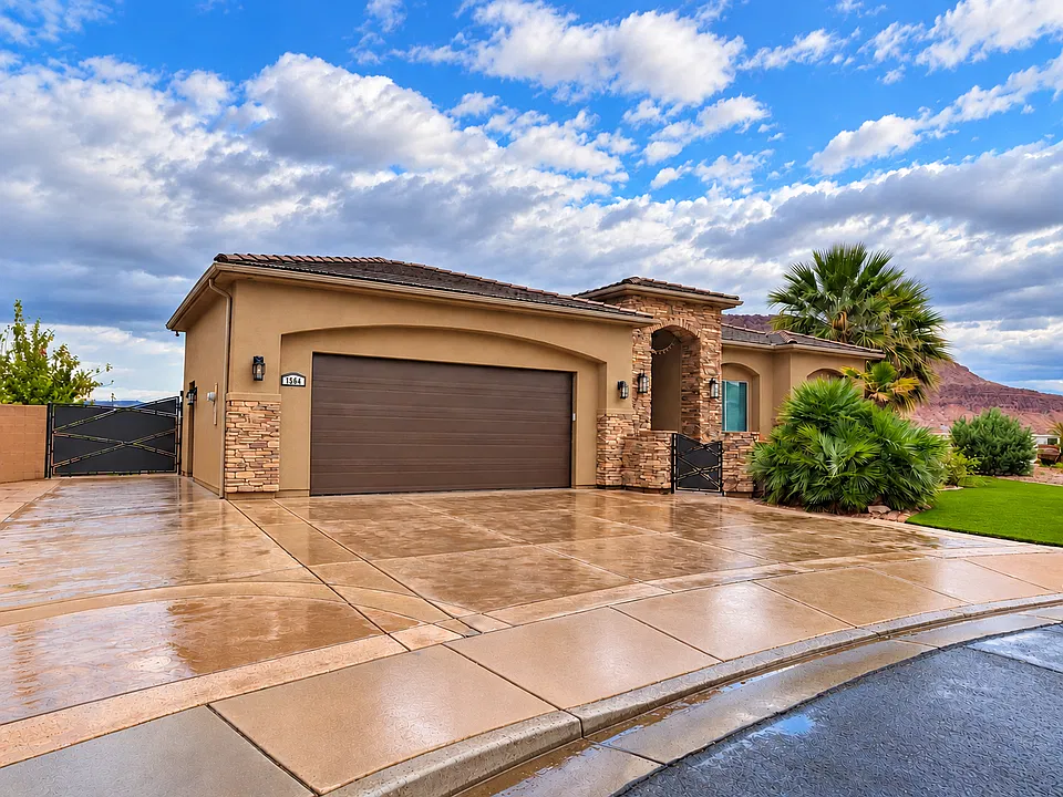 1564 S Aspen Way