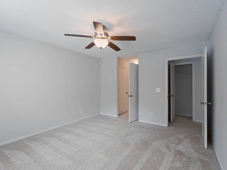 Cambridge Park Apartments — Photo 115