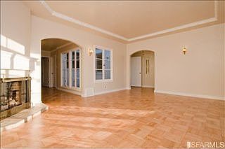 4th image of 2370 31st Ave