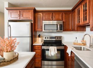 20 Chapman St UNIT 104, Weymouth, MA 02189