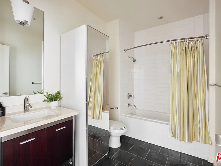 1155 S Grand Ave #1307 — Photo 15