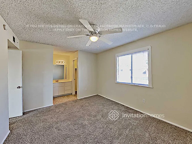 2853 E Escondido Ave — Photo 8