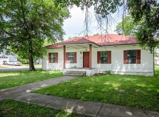 1646 W 3rd Ave, Corsicana, TX 75110