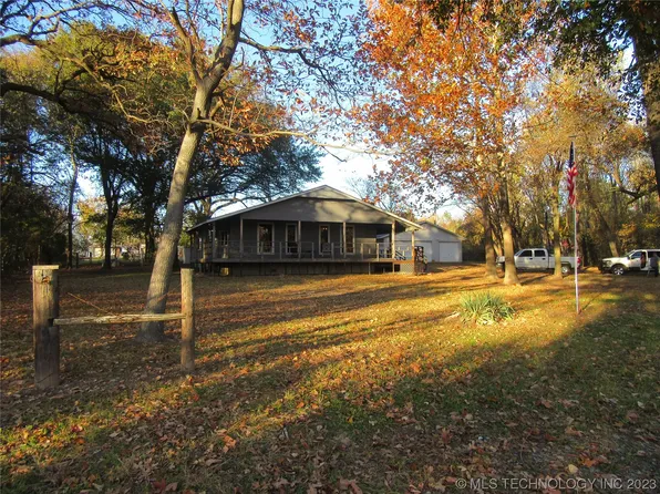 81 N Buck St, McAlester, OK 74501