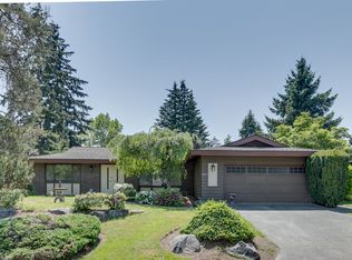 12831 SE 67th St, Bellevue, WA 98006