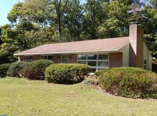 1563 County Line Rd, Gilbertsville, PA 19525