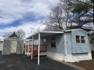 87 Worthington Dr, Belleville, IL 62221