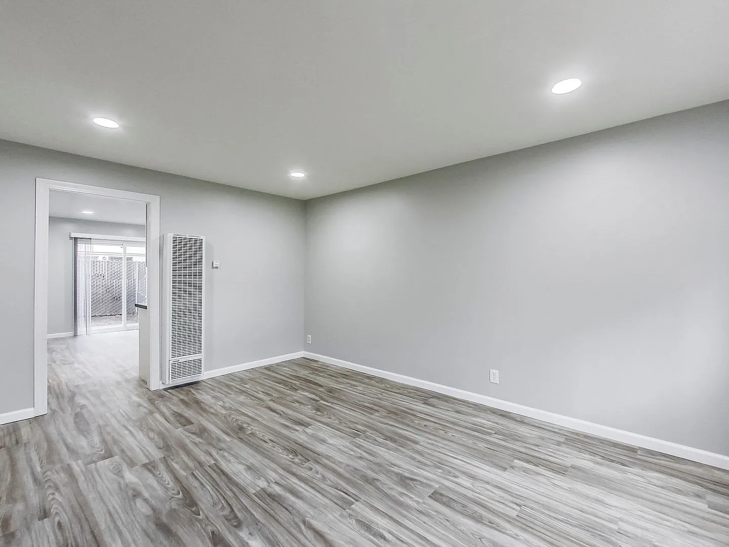 ELGIN STREET APARTMENTS — Photo 3
