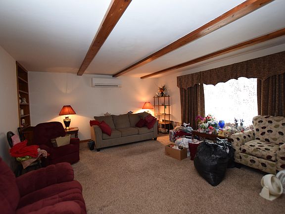 5th image of 510 E Main St
