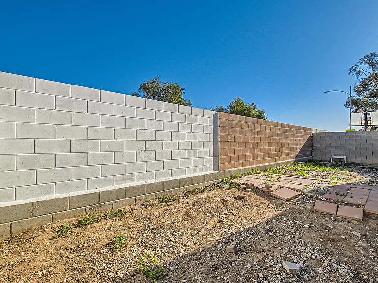 1720 Dwayne Stedman Ave — Photo 26