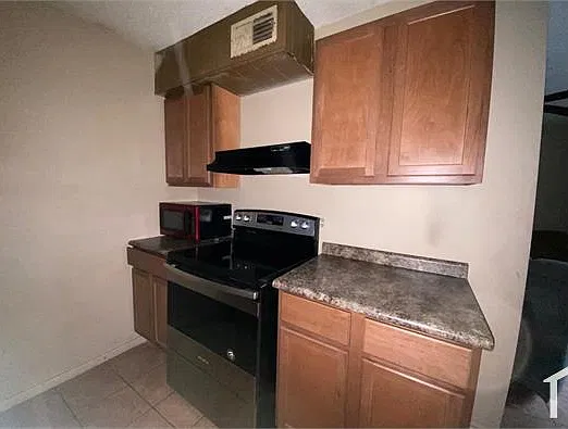 1 bed, 580 sqft, $850 — Photo 3