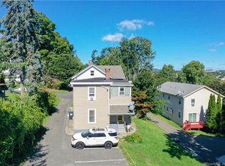4 Whitlock St, Danbury, CT 06810
