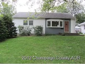 1102 Grant Pl photo 1