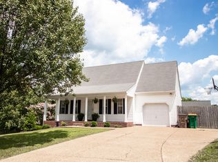 2847 Maple Cir, Thompsons Station, TN 37179