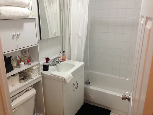 Rented by Avenues Real Estate | media 20