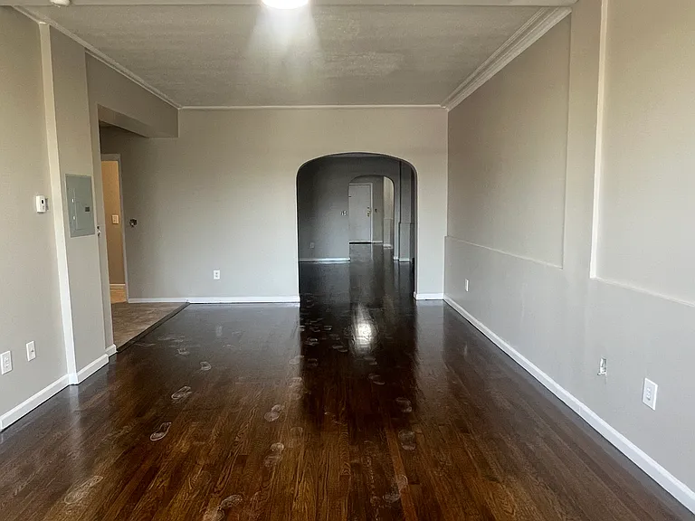 152 S Harrison St #3E — Photo 3