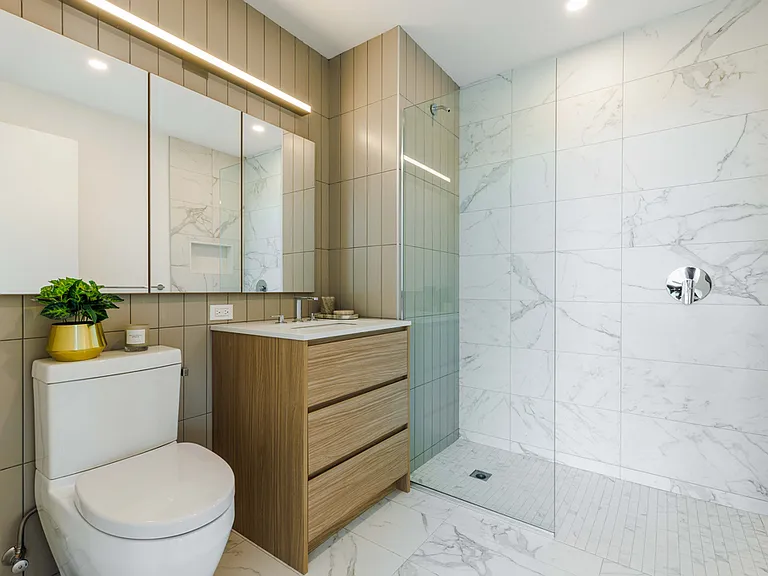 540 Waverly Ave #3B — Photo 14