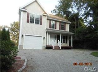 67 Summit St, Derby, CT 06418