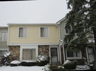 4553 Provincetown Dr, Country Club Hills, IL