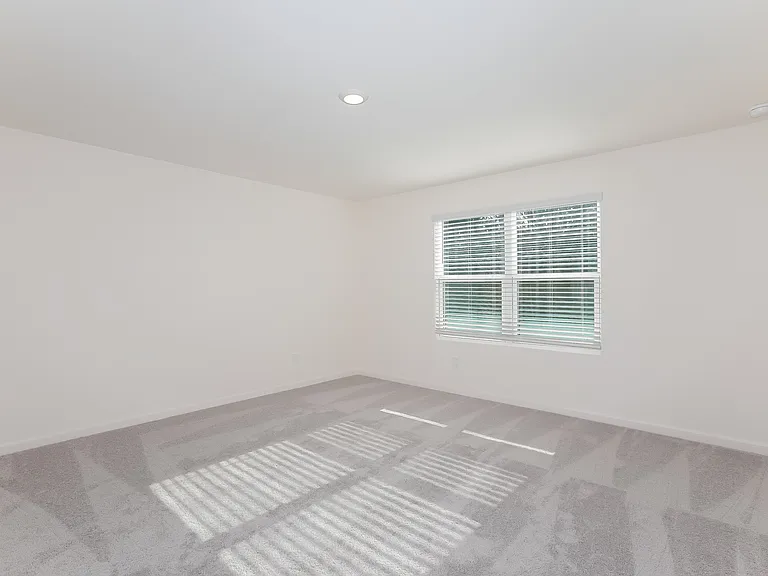 2567 Coventry St SW — Photo 7