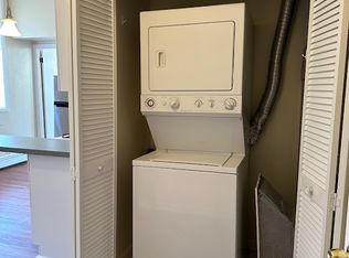 741 S 4th St APT 2, Philadelphia, PA 19147