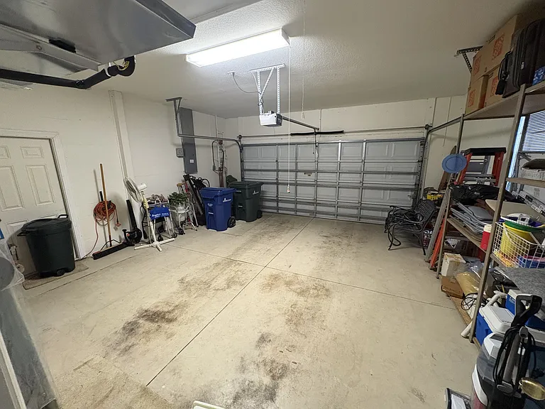322 Greenwood Lake Dr — Photo 5
