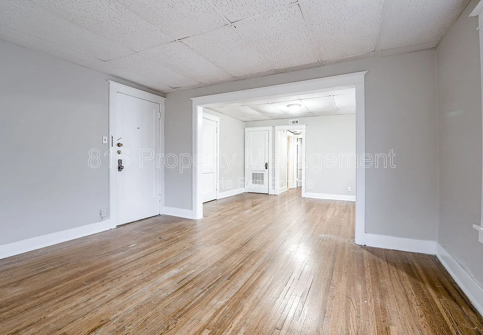 1 bed, 1.0 bath, 700 sqft, $800 — Photo 1
