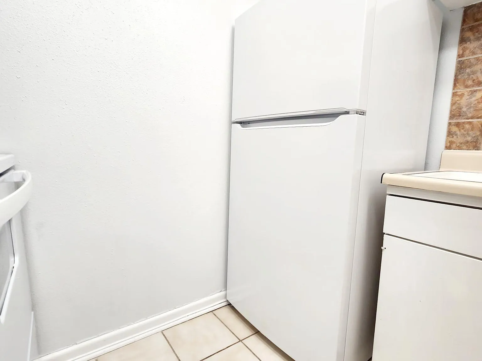 8401 N New Braunfels Ave — Photo 2