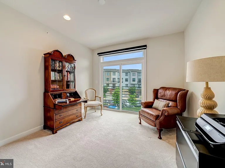 1521 Ribbon Limestone Ter SE — Photo 21