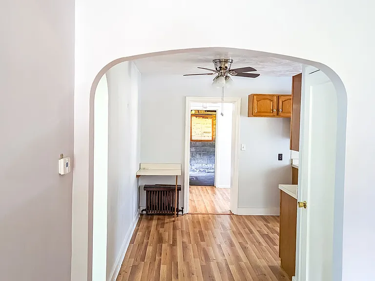 1 Dresden Ct — Photo 11