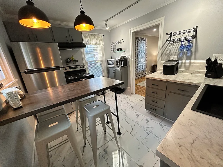 17 Pratt St #2 — Photo 25