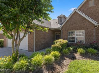 701 Glenview Cir, Lenoir City, TN 37771