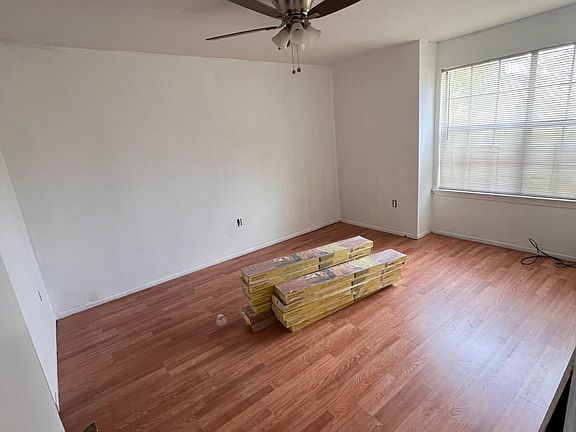 4th image of 3482 King Bradford Dr #A