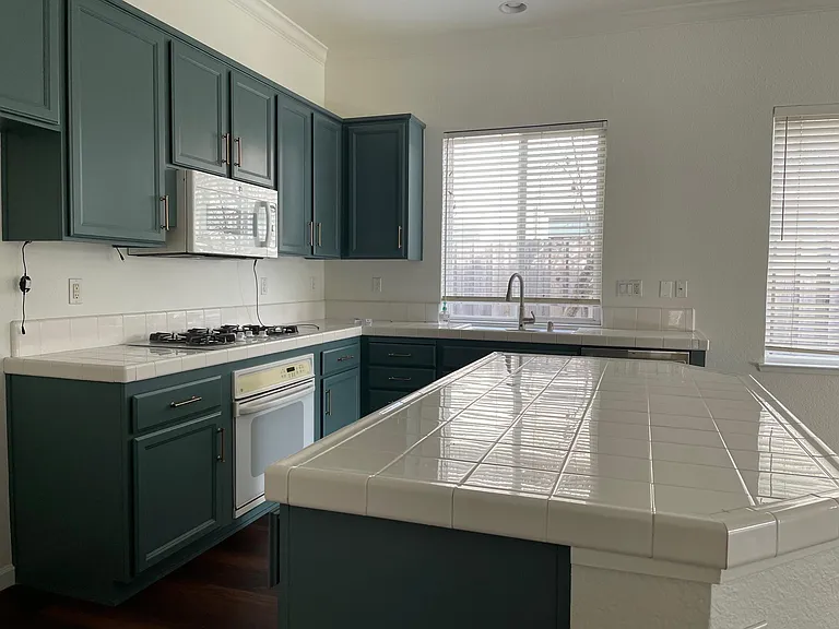 2608 Nevelson Ct — Photo 4