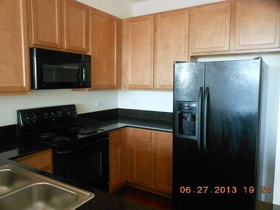5th image of 1841 S Calumet Ave APT 1409