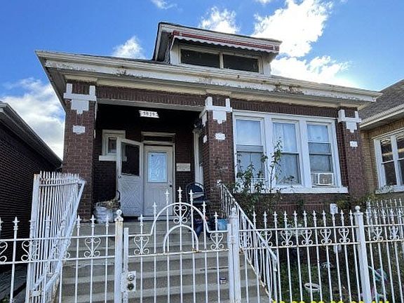 2nd image of 5929 S Fairfield Ave