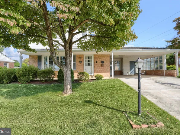 307 W Maple Ave, Shiremanstown, PA 17011