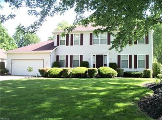 5215 Deer Rdg, Mentor, OH 44060