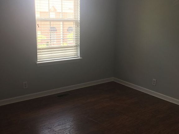 4th image of 2120 Lebanon Pike APT 101