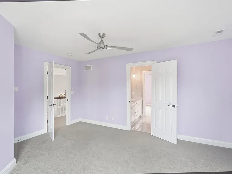 678 Canterbury Dr — Photo 30