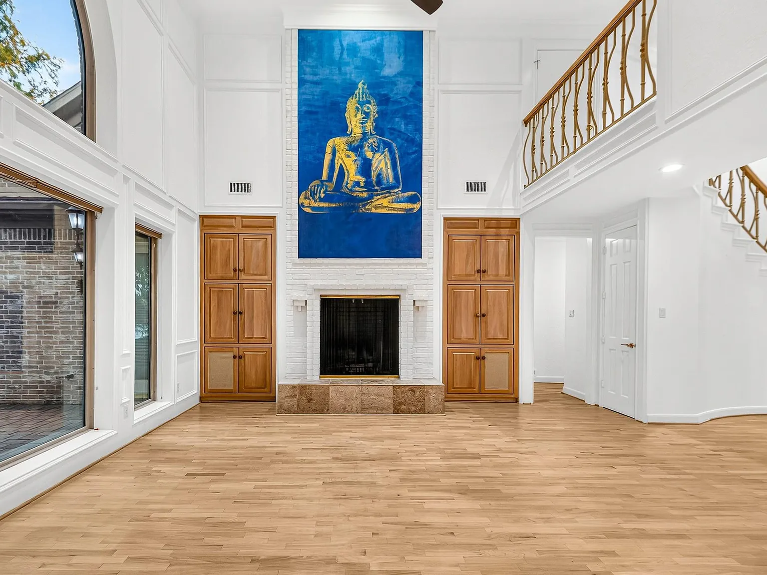 4 bed, 4.5 bath, 3702 sqft, $5,000 — Photo 4