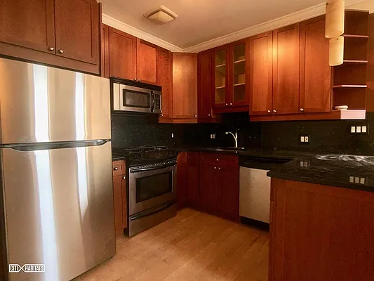 Rented by Citi Habitats | media 12